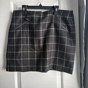 Banana Republic Gray Plaid Mini Skirt Wool Blend Size 10 NWT